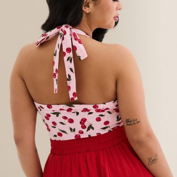 NEW Torrid Retro Chic Foxy Pink Cherry Halter Top Sz 1 NWT XL 1X Torrid Foxy - Picture 4 of 7